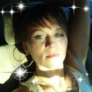 Meet your Posher, Monica